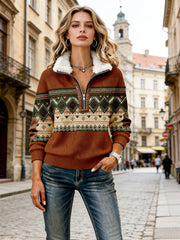 Суитшърт с Кръстов Принт, Пачуърк и Кожена Яка