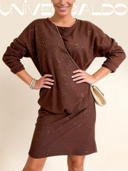 Празнична Рокля с Кръгла Яка и Лъскави Детайли