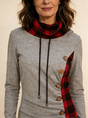 Прилепнала Рокля с Каре, Двуцветен Ефект и Отложна Яка