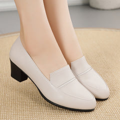 Обувки с Мека Кожа, Мека Подметка и Среден Ток