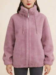 Висока Яка Яке с Двустранен Кашмир и Молния