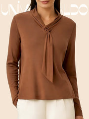 Тениска с Дълъг Ръкав и Стилна Връзка