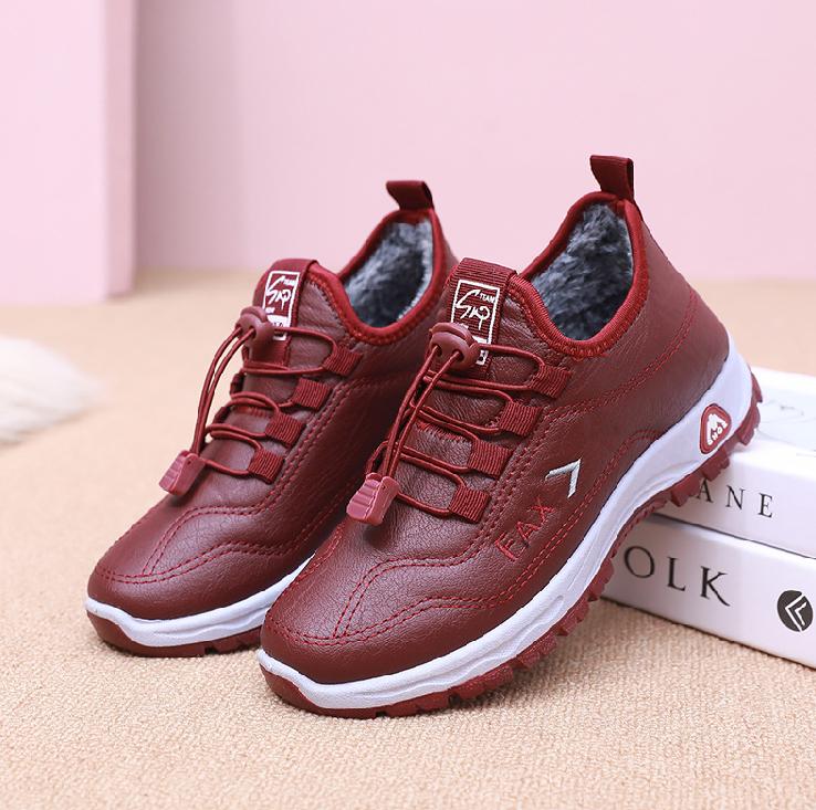 Дамски кадифени обувки – Топли и удобни