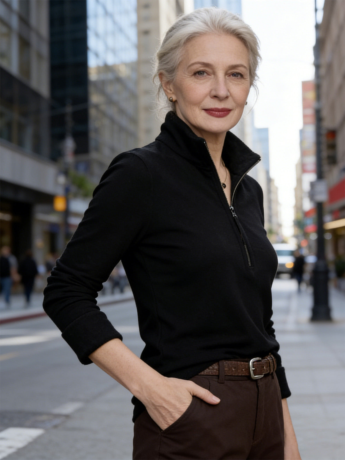 Спорна Блуза с Полу-Джипс и Изправена Яка