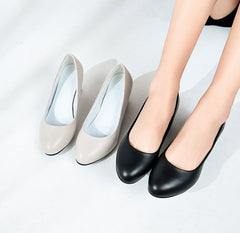 Сандали с Кръгли Носове, Широк Ток и Вървена Връзка