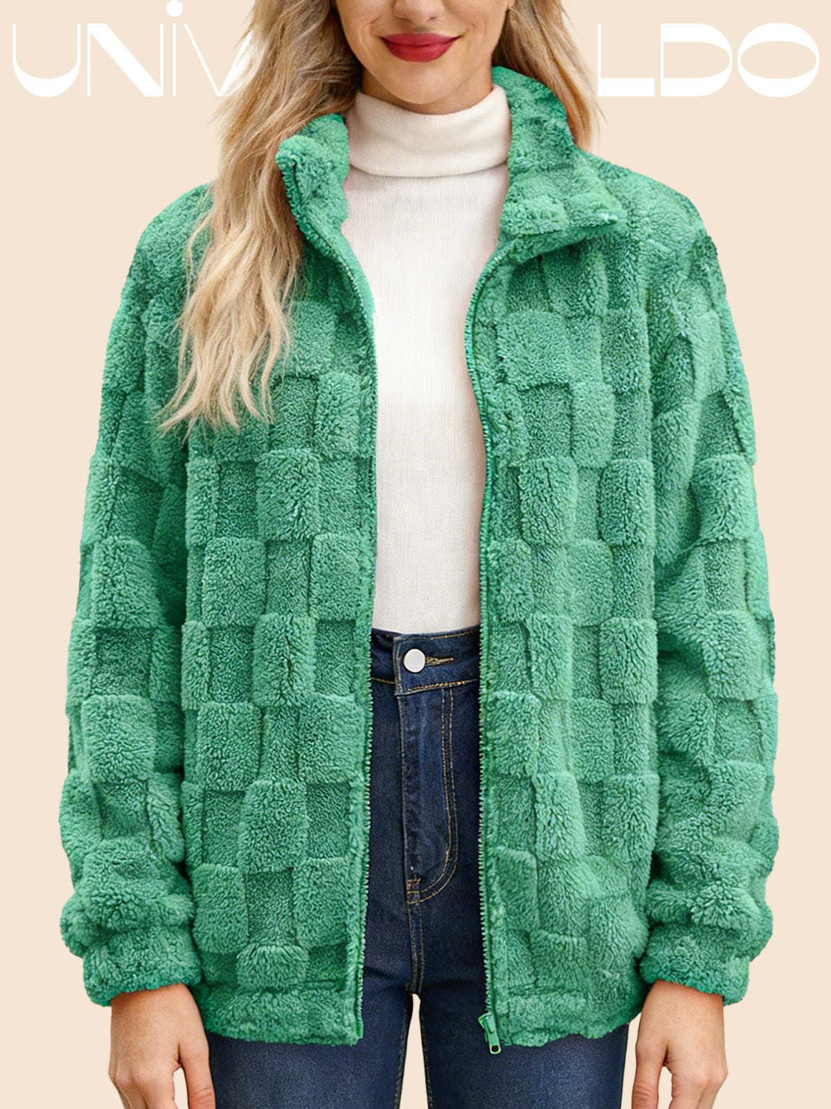 Яке с Изправена Яка, Каре и Молния от Имитиран Кож