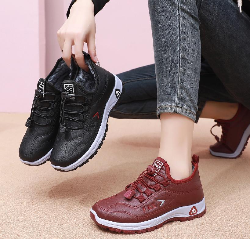 Дамски кадифени обувки – Топли и удобни