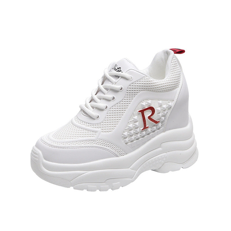 Спортни Обувки с Вградена Подметка и Мрежест Външен Слой