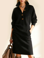 Плетена Свободна Рокля С Копчета И Стоящ Яка