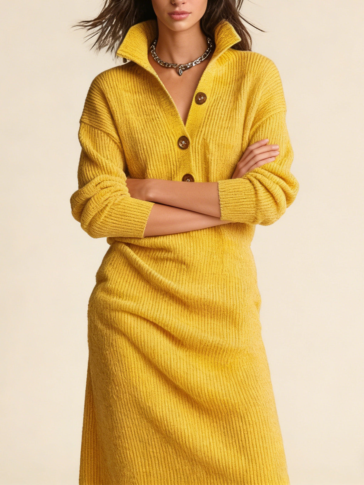 Плетена Свободна Рокля С Копчета И Стоящ Яка