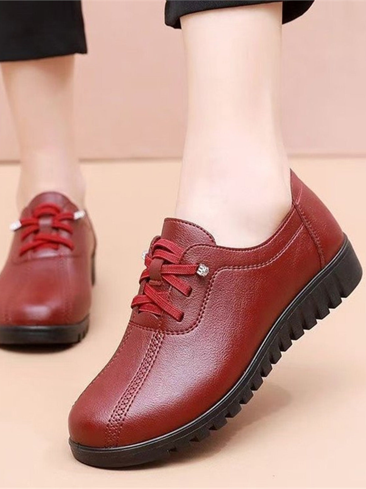 Дамски Обувки с Анти-Прихлъзгаща и Мека Подметка