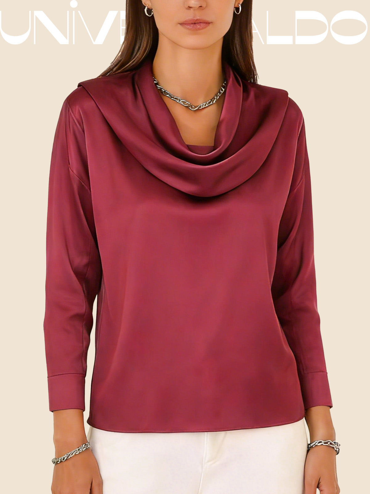 Блуза от Сатен с Плисирана Яка и Дълъг Ръкав