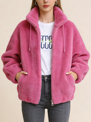 Висока Яка Яке с Двустранен Кашмир и Молния