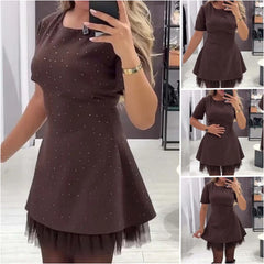 Рокля с Кристали и Мрежест Долен Ръб