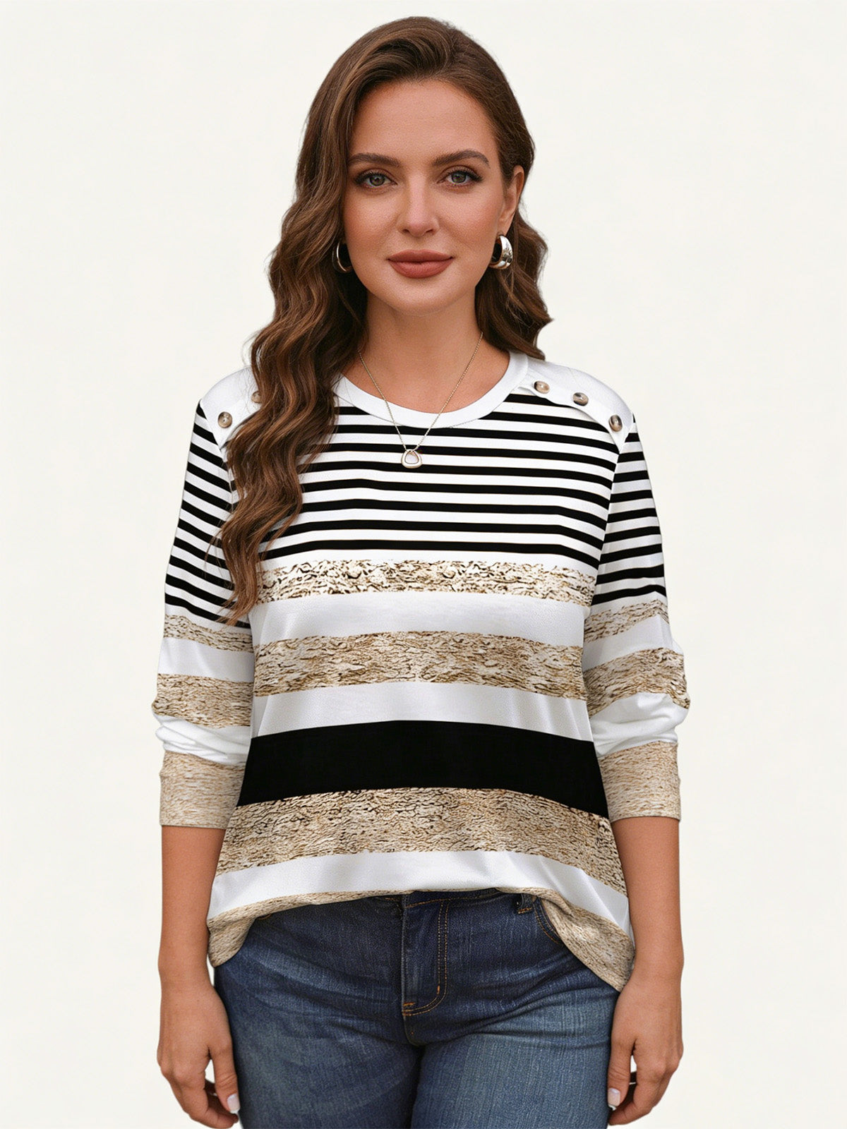 Тениска с Копчета на Рамото и Принт на Ивици