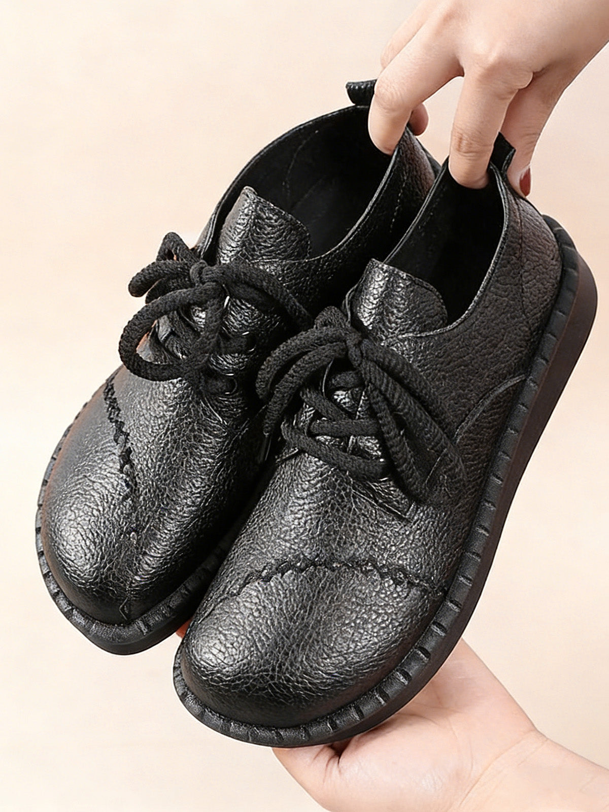 Лофери от Мека Кожа с Дебела Подметка