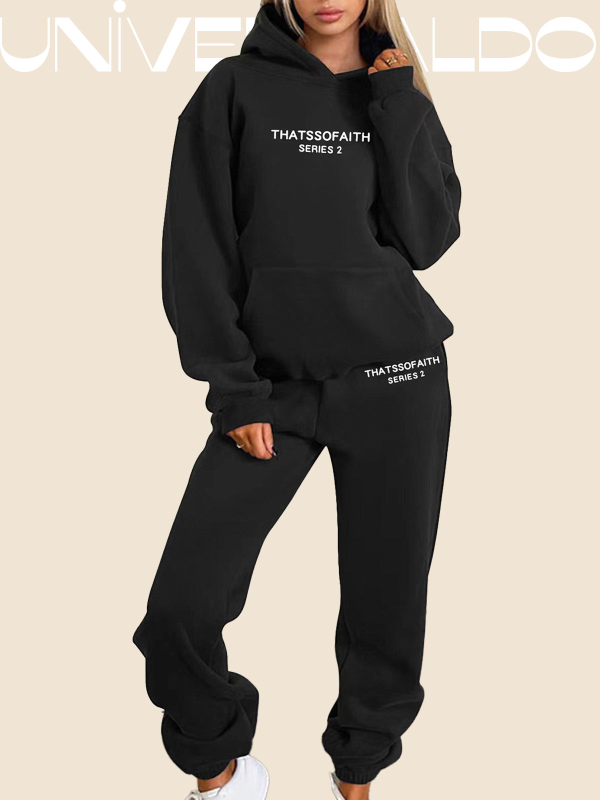 Комплект с Качулка и Принт с Букви