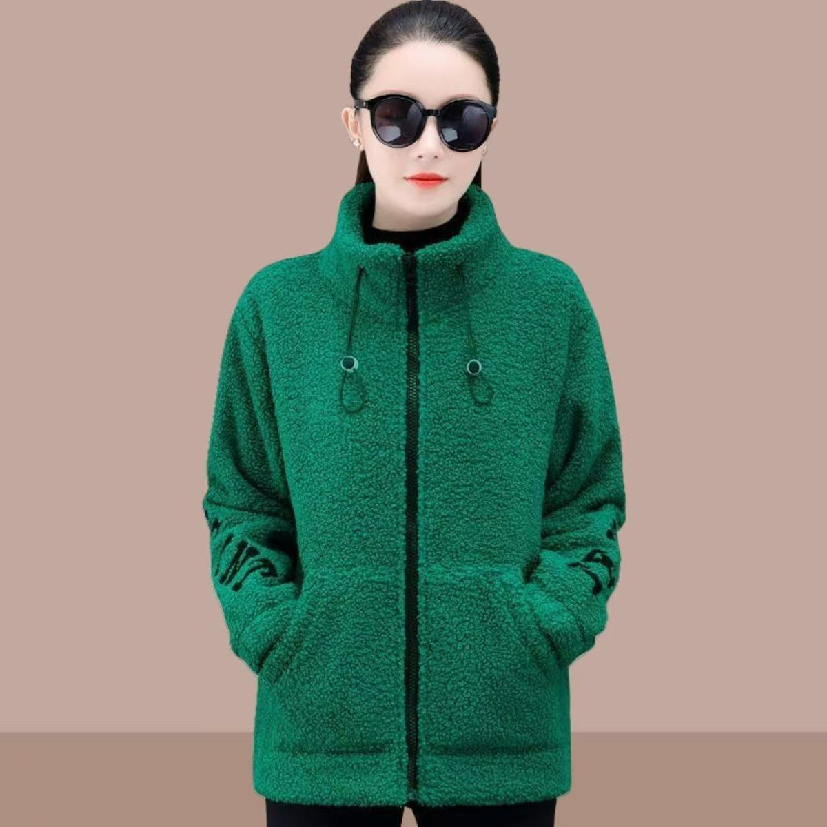 【M-6XL】Дамско яке с подплата от агнешка вълна