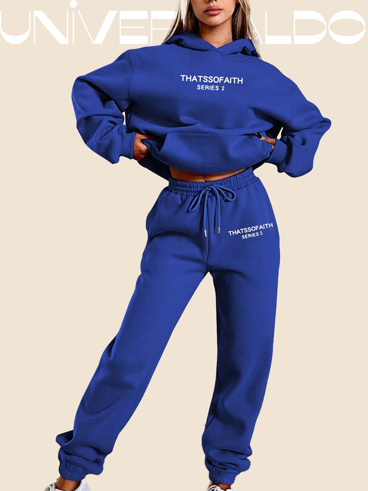 Комплект с Качулка и Принт с Букви