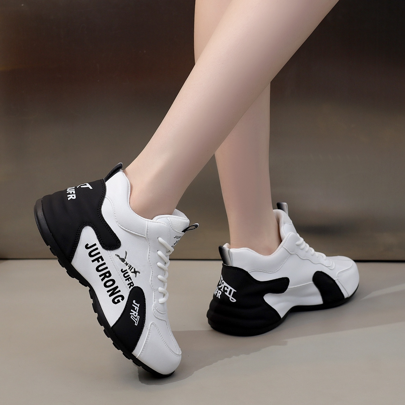 🔥【горещи продажби】👟Дишащи дамски маратонки с меки подметки